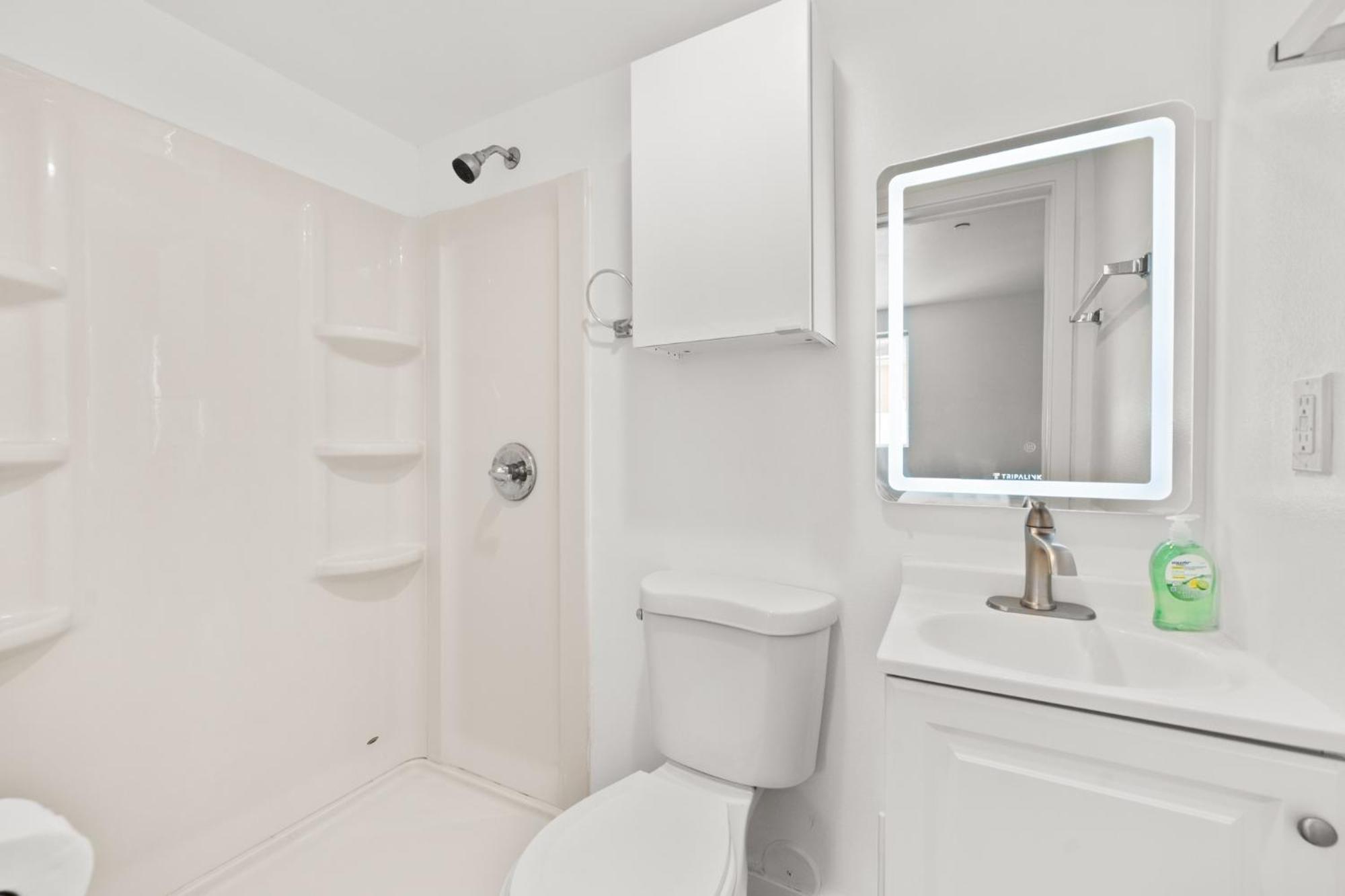 Perfect Location Near Usc, 1Bedroom With Shared Access Los Angeles Exteriör bild